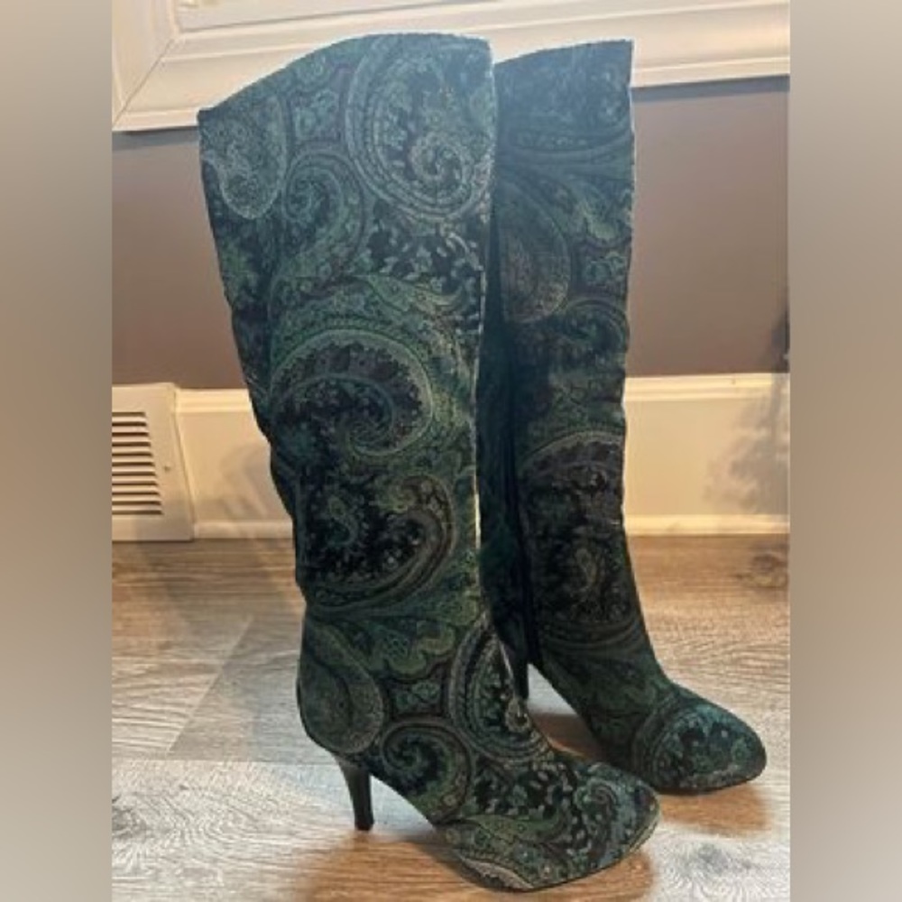Diba Blue/Green/Black Paisley Boots, Sz. 7